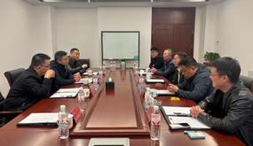 Holder image sky theme